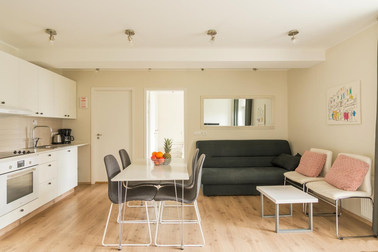 Acco Town Square Apartments Ακουρέιρι Εξωτερικό φωτογραφία
